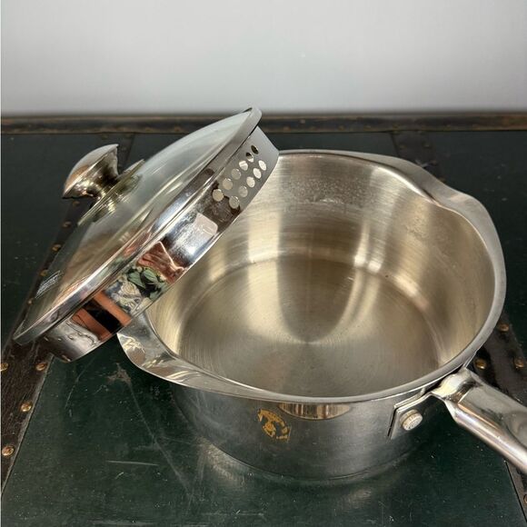 Wear-Ever 3Qt Double Spout Stainless Saucepan Frying Pot Straining Wearever Lid - Picture 3 of 5